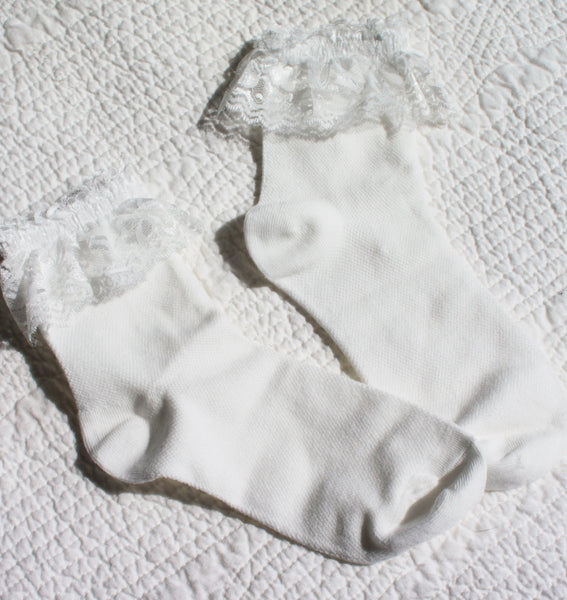 Lace Cuff Socks | White pair
