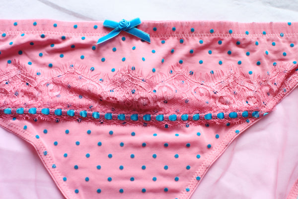 Sophia Low Rise Ribbon Hipster Brief Curve | Detail